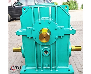PWU400二次包絡(luò )環(huán)面蝸輪減速機